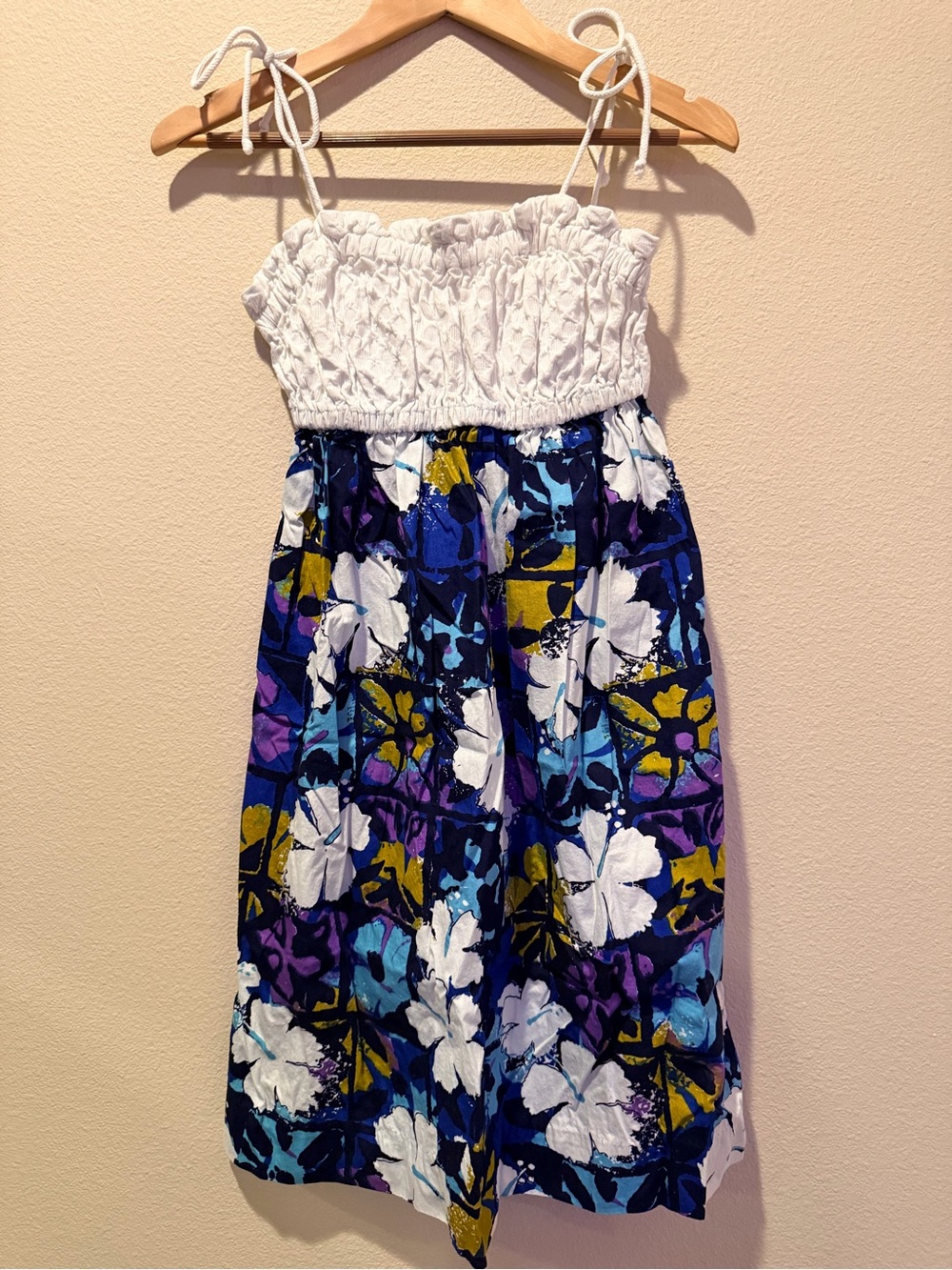Vintage 1960s Alfred Shaheen Hawaii Floral Sundress Fits Small #0185